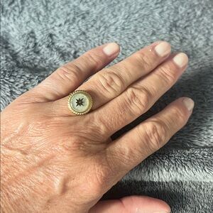 Gold Starburst Ring with gold Accents